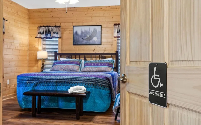 Hickory Hollow Lodge