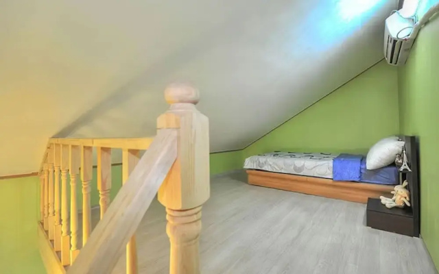Boryeong Chair Pension