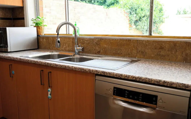 StayAU Serene 3BR Haven for Families