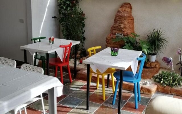 Borgo Manfria B&B