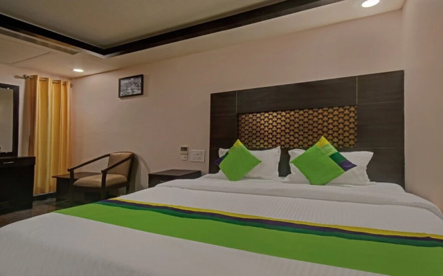 Palm Tree by OYO Rooms