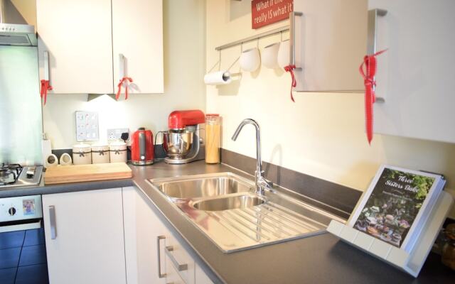 Stylish Apartment With Balcony In Finsbury Park