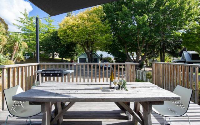 Number 10 Arrowtown Sleeps 12