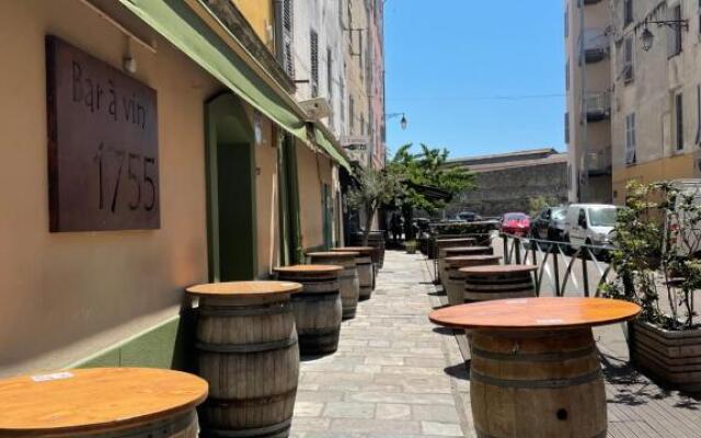 Ajaccio : appartement centre historique