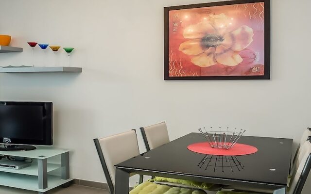 Bone Street Apartment