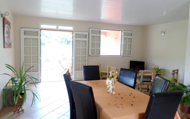 House With 3 Bedrooms in Le Diamant, With Enclosed Garden and Wifi - 4