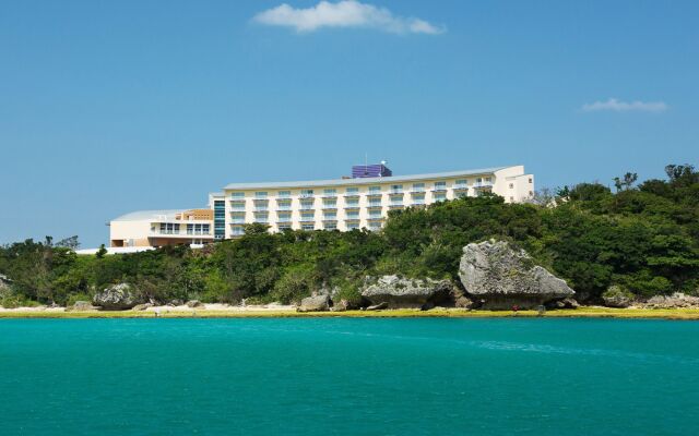 Marine Piazza Okinawa