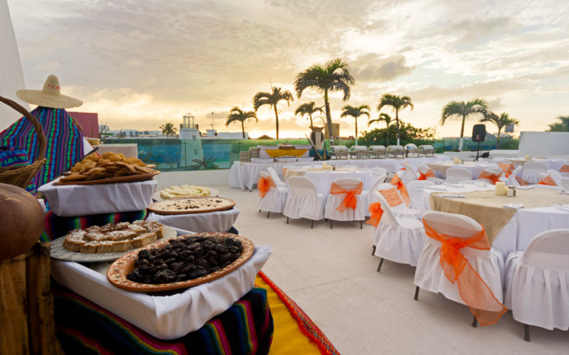 Flamingo Cancun - All Inclusive