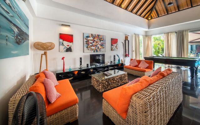 Serene 4br Seminyak Villa with Tropical