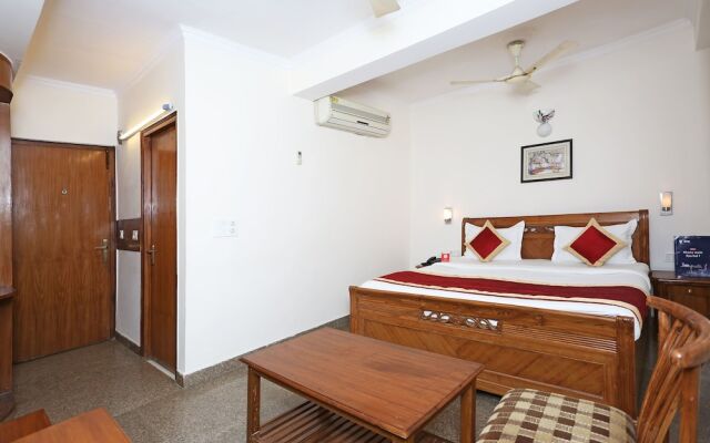 OYO 5425 Hotel The Turquoise