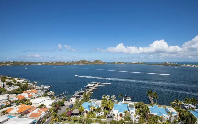 Captivating 2-bed Apartment in Maho