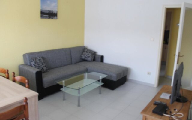 Apartment With 3 Bedrooms in Roses, With Wonderful Mountain View and T