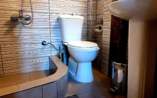 Varosi Guesthouse