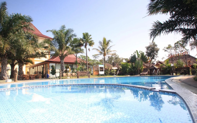 Ciptaningati Hotel