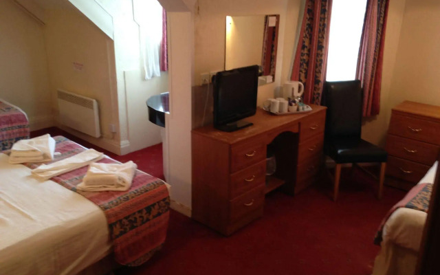 Cliffdene Hotel