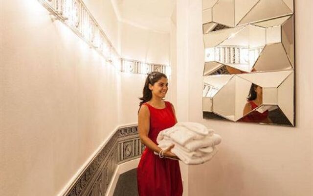 Teatro Boutique Rooms & Suites