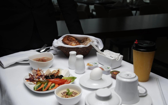 Qamar Hotel Jeddah
