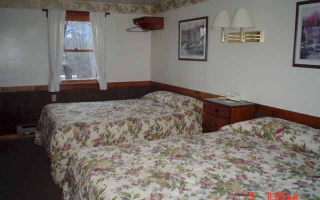 Maple Leaf Motel