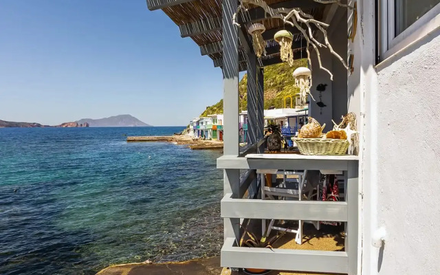 Kalimera & Apoplous Boathouse