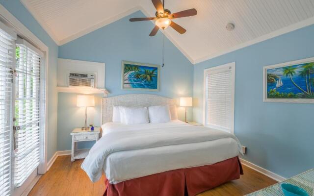 Seascape Tropical Inn - Adult Exclusive