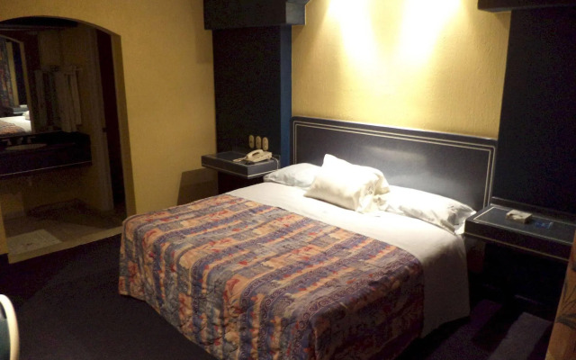 Hotel Pacific