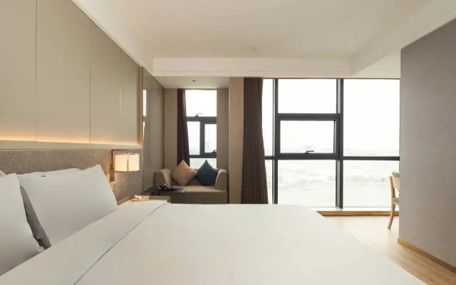 Shanghai Huayi Renjoy Hotel