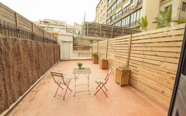 Hostal Live Natura Barcelona