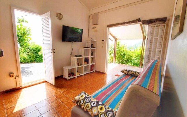 House with 2 Bedrooms in Le Diamant, with Wonderful Sea View, Enclosed Garden And Wifi - 50 M From the Beach