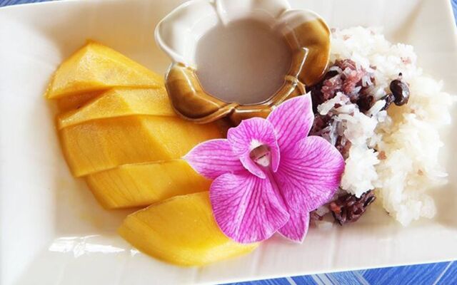 Ton-Aor on the beach resort & restaurant