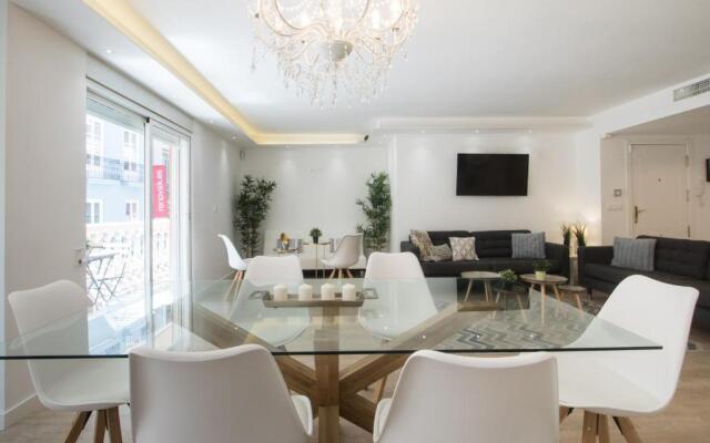 Stylish *NEW* Apartment in Alicante w/ 4 bedrooms