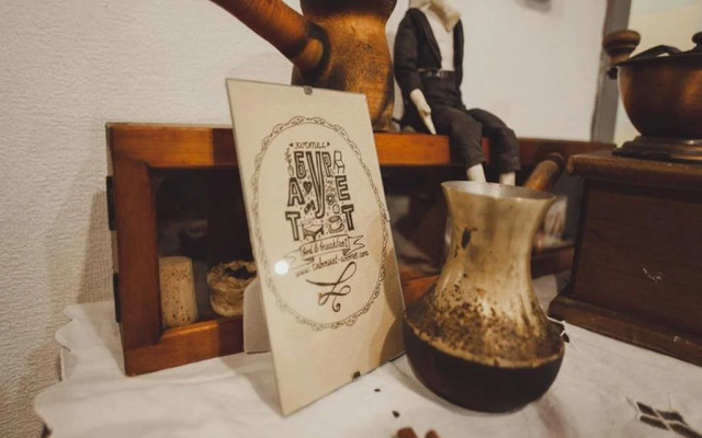 Tabouret Rooms na Mayakovskogo 17