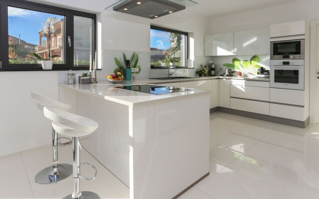 Plush Villa in Trogir With Sauna & Whirlpool