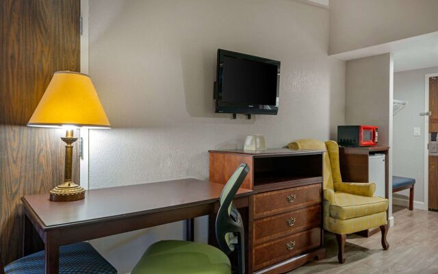 Rodeway Inn