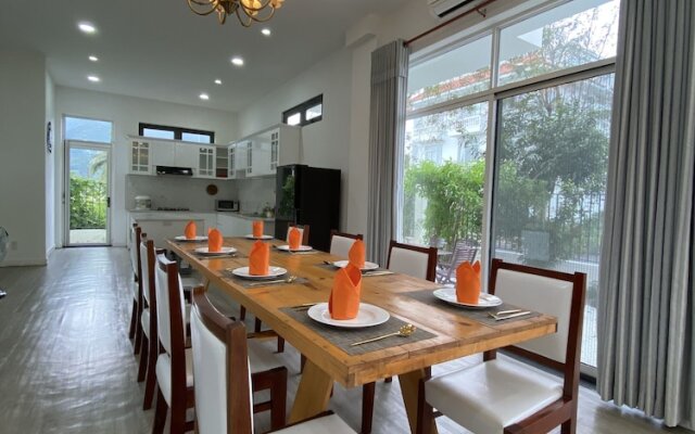 Cala South Beach Villas