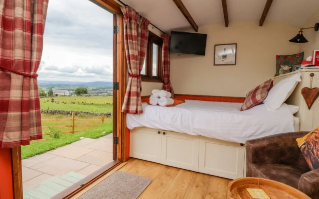 The Herdsman Luxury Shepherds Hut