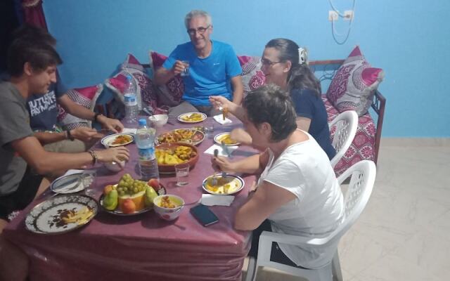 Appart Hotel Jardins d'Imilchil Hostel