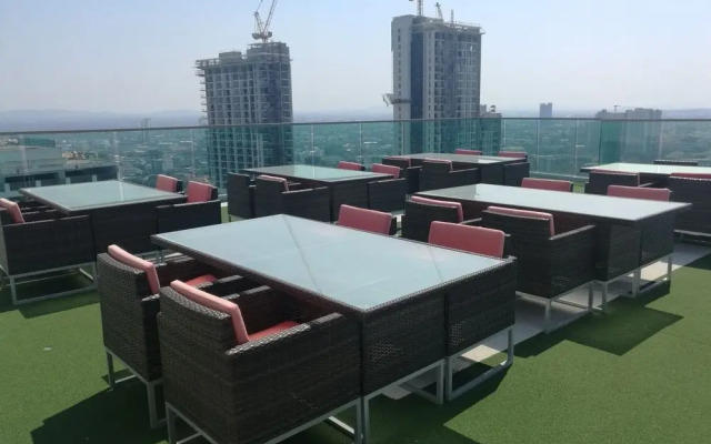 Wong Amat Tower - 65 Sqm 1 Br Suite