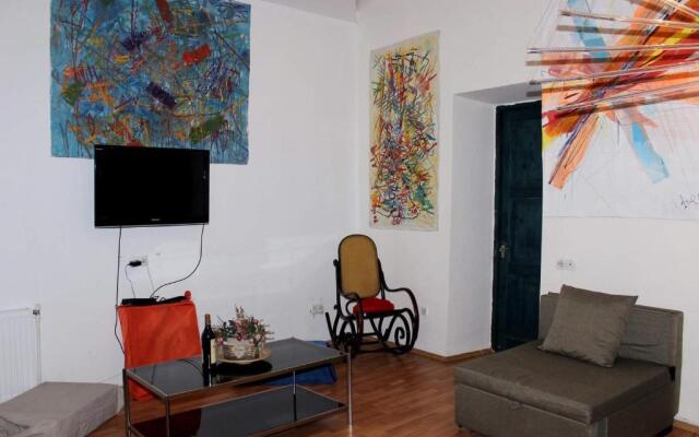 Old Tbilisi Art home