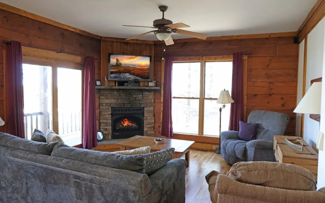 4 BR: Timbers #1 Stand Alone Cabin