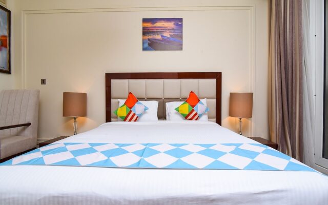 OYO Home 161 1BHK Taj Grandeur Palm