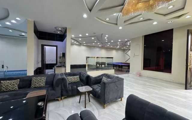 VIP resort chalet 23