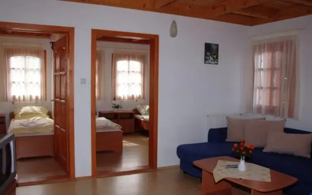 Tisza Apartman