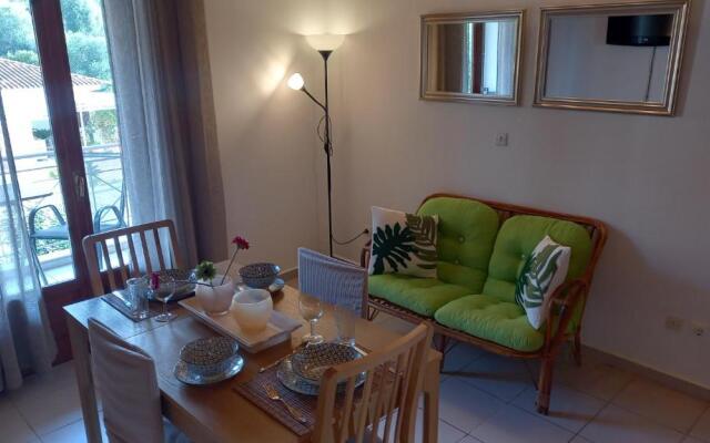 Marketos maisonette 2pax