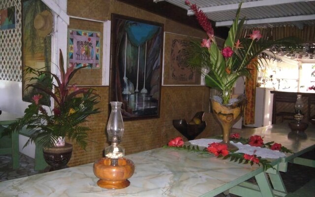 Bonjouir Lodge Paradise