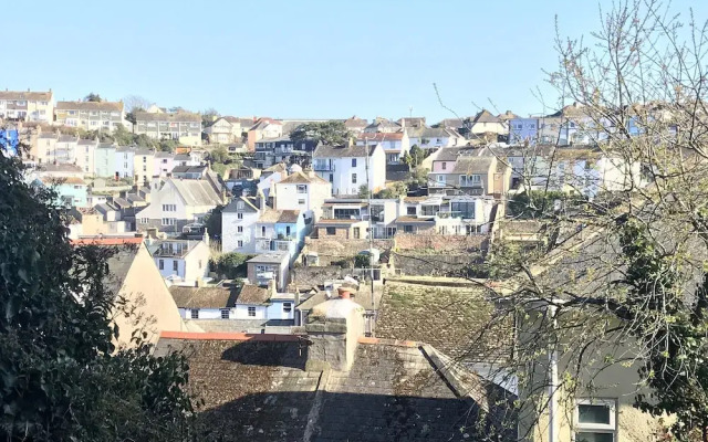 Quirky & Cosy Apartment in Brixham Centre, Devon