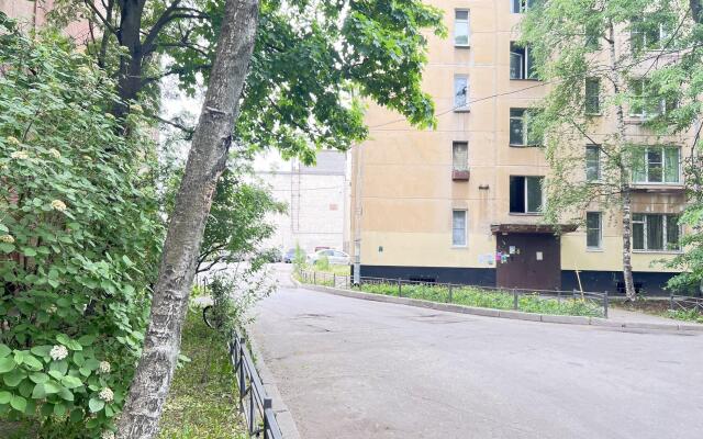 Apartments on Narodnaya Opolcheniya Avenue