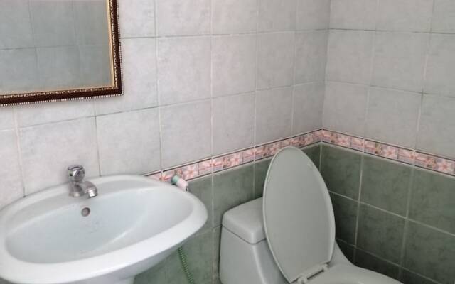 KM68 Castle Homestay