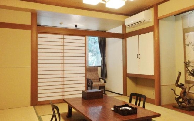 Tenryuso – Guest Rooms – Otaki