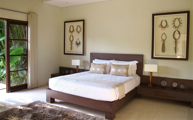 Nyaman Villas