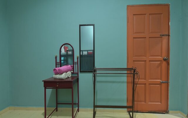 Oyo 90630 Mat Leon Village